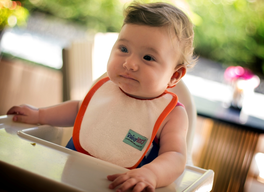 Babyneo Salya Önlüğü